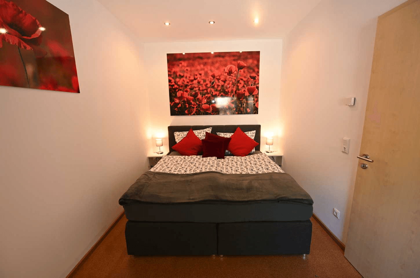 Bedroom 1 Picture 3-3