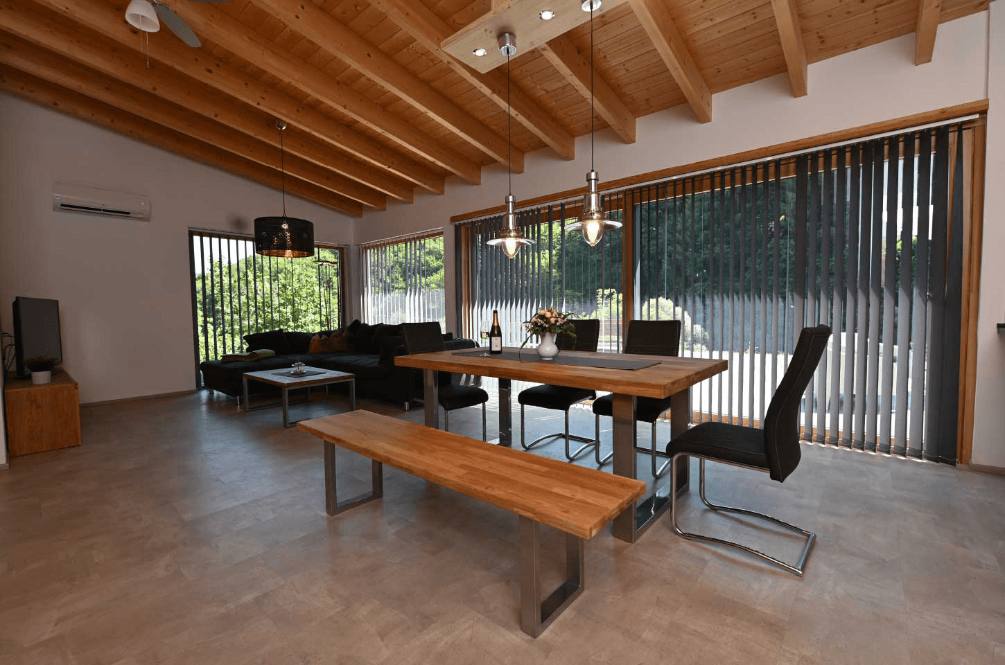 Dining-Livingroom-Kitchen Picture 3-3